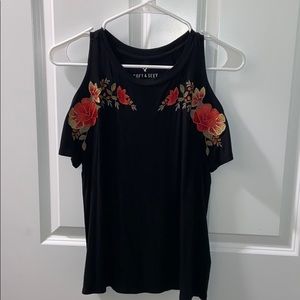 Cold shoulder shirt.